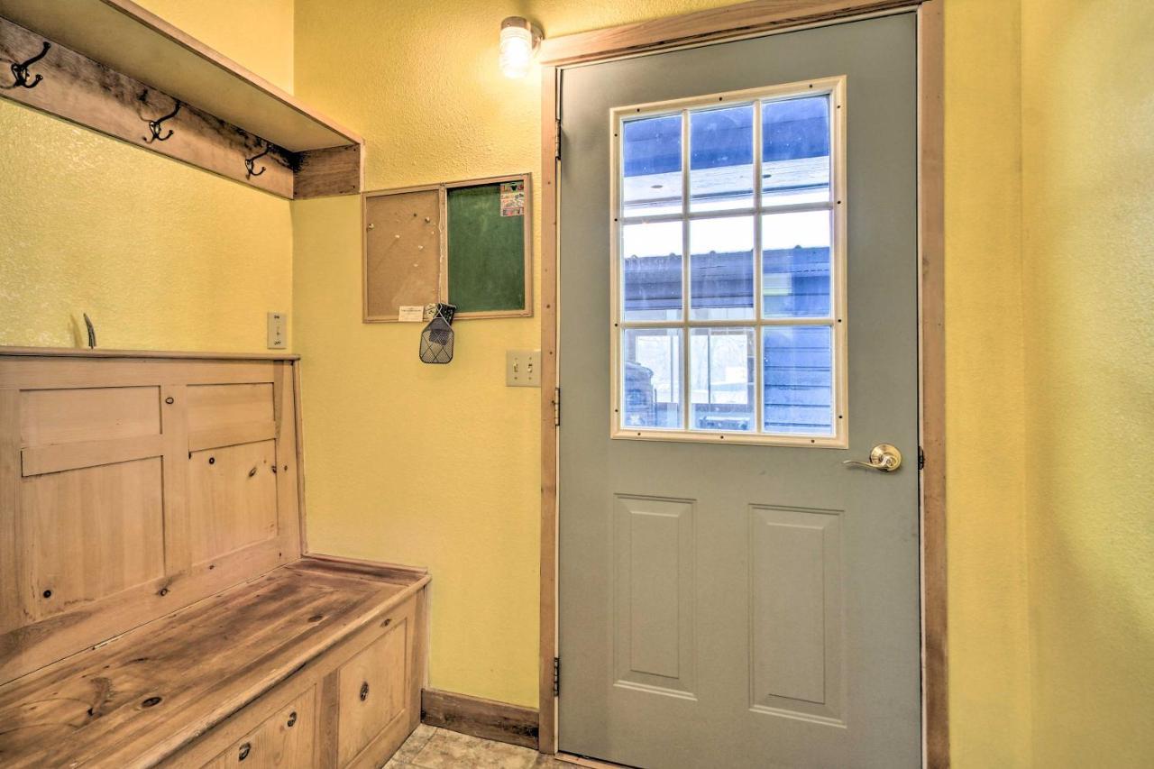 Cozy Home With Hot Tub Half Mi To Salmon River! Экстерьер фото