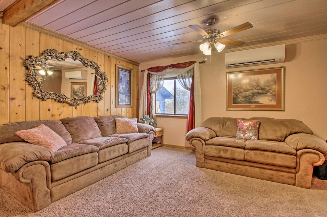 Cozy Home With Hot Tub Half Mi To Salmon River! Экстерьер фото