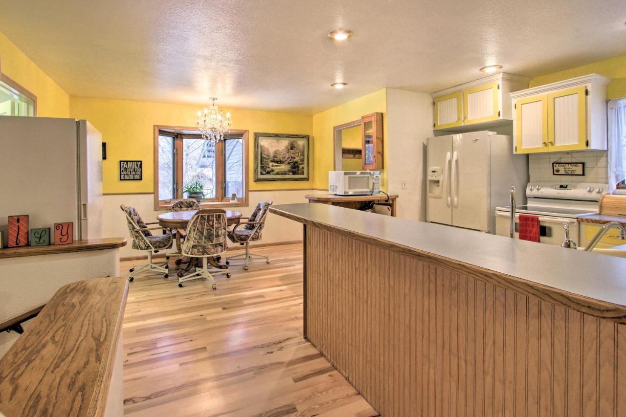 Cozy Home With Hot Tub Half Mi To Salmon River! Экстерьер фото