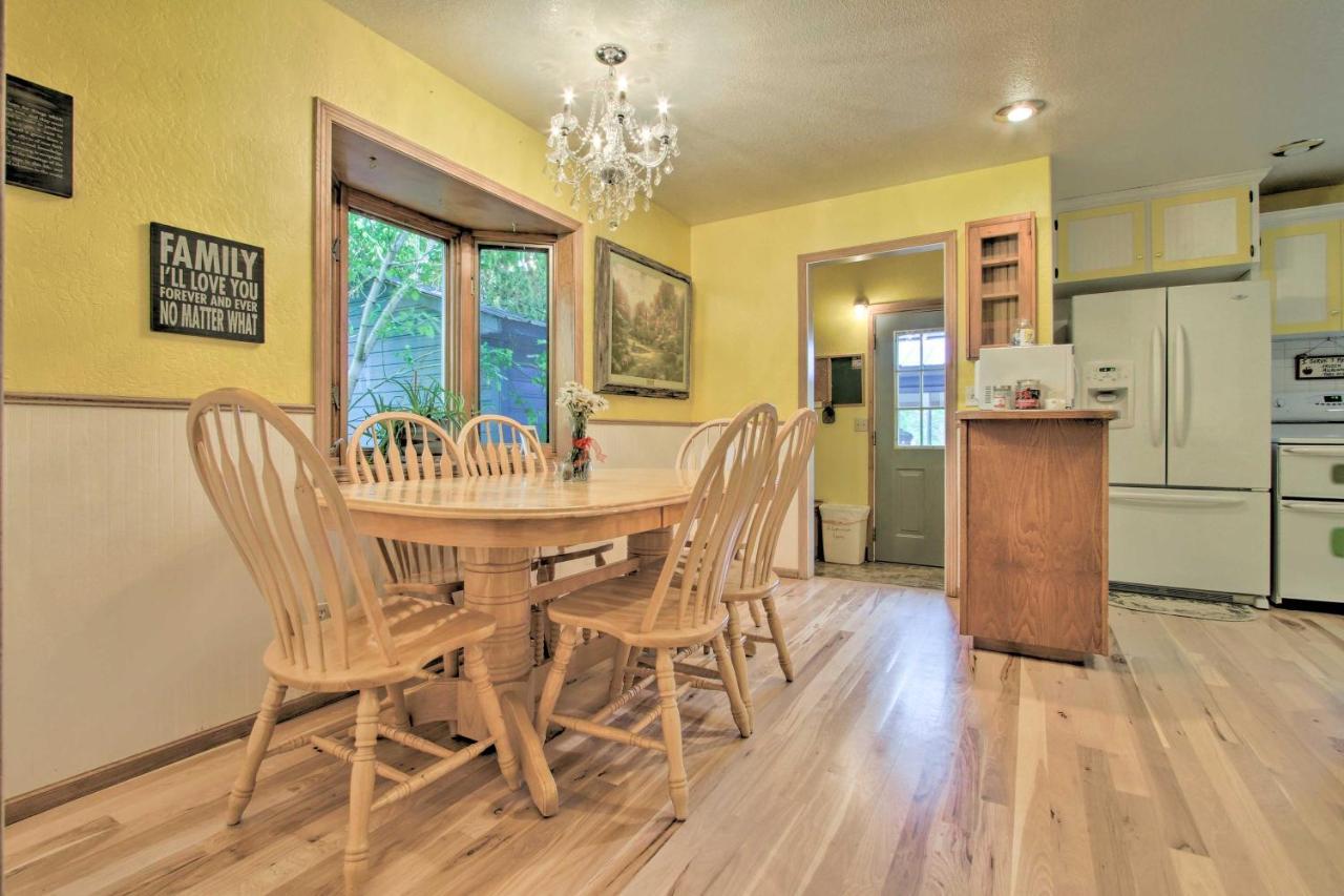 Cozy Home With Hot Tub Half Mi To Salmon River! Экстерьер фото