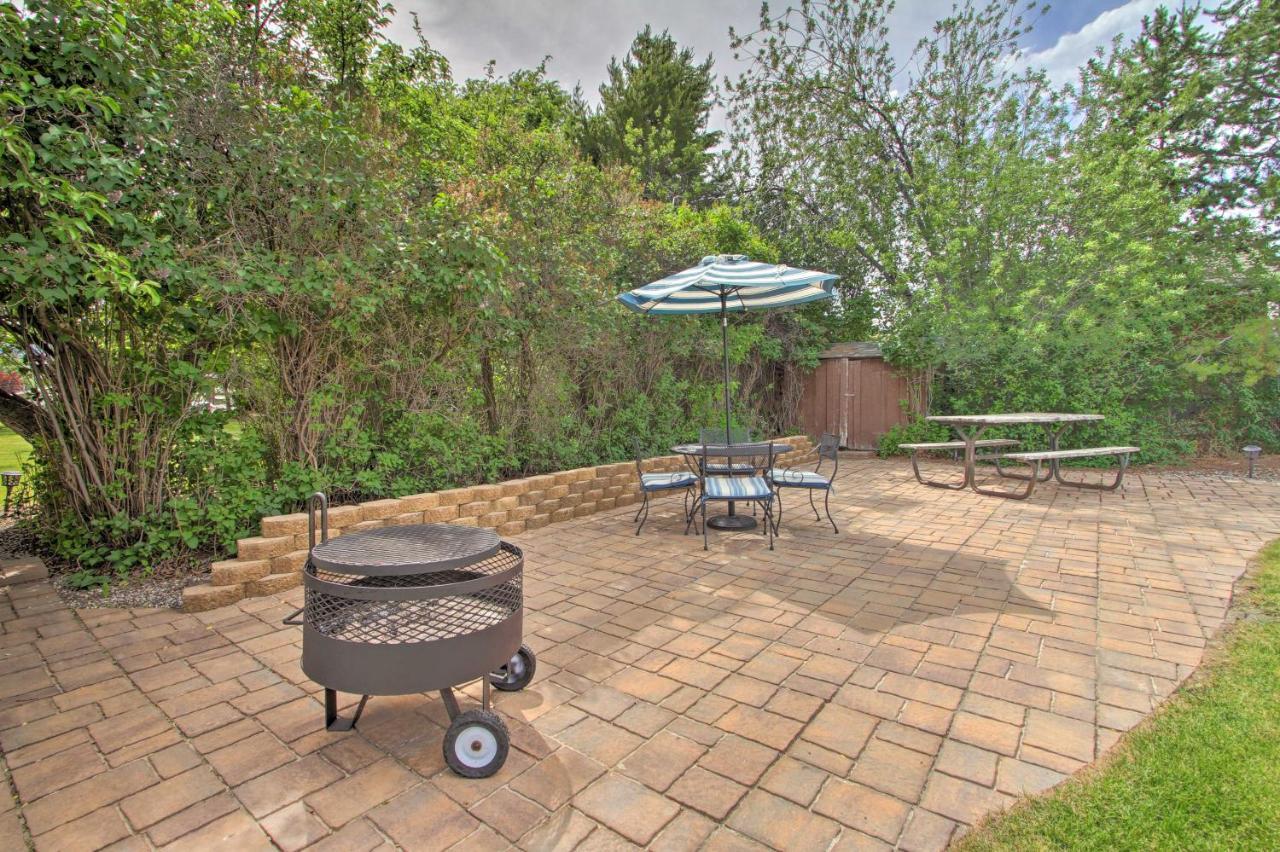 Cozy Home With Hot Tub Half Mi To Salmon River! Экстерьер фото